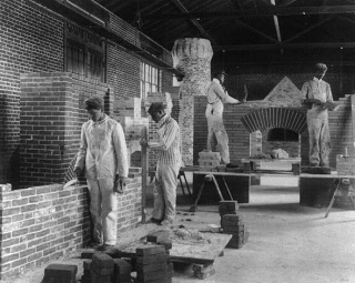 Bricklaying class at Hampton Institute