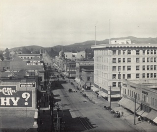 Bird's eye view of Pasadena, CA 1908