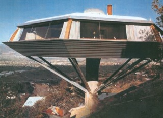 Chemosphere, Los Angeles, California