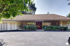 Garris House, Trousdale Estates, CA: Photograph courtesy of the Michael Garris Family, 2011