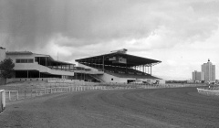 Las Vegas racetrack: Photographer Ken Jones, Las Vegas Sun