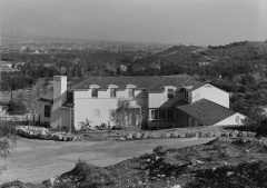 Residence, Walter D. K. Gibson, Jr., Exterior: Photographer: Maynard L. Parker, The Huntington Library, San Marino, California