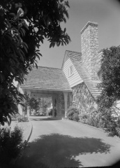 Bert Lahr Residence, Exterior: Photographer: Maynard L. Parker, The Huntington Library, San Marino, California